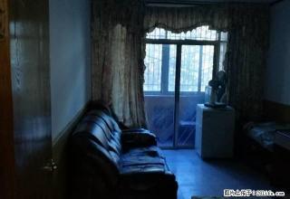 七一路邮政家属丨楼三室一厅简单装修三层有家俱，有空调，拎包入 - 铜川28生活网 tc.28life.com